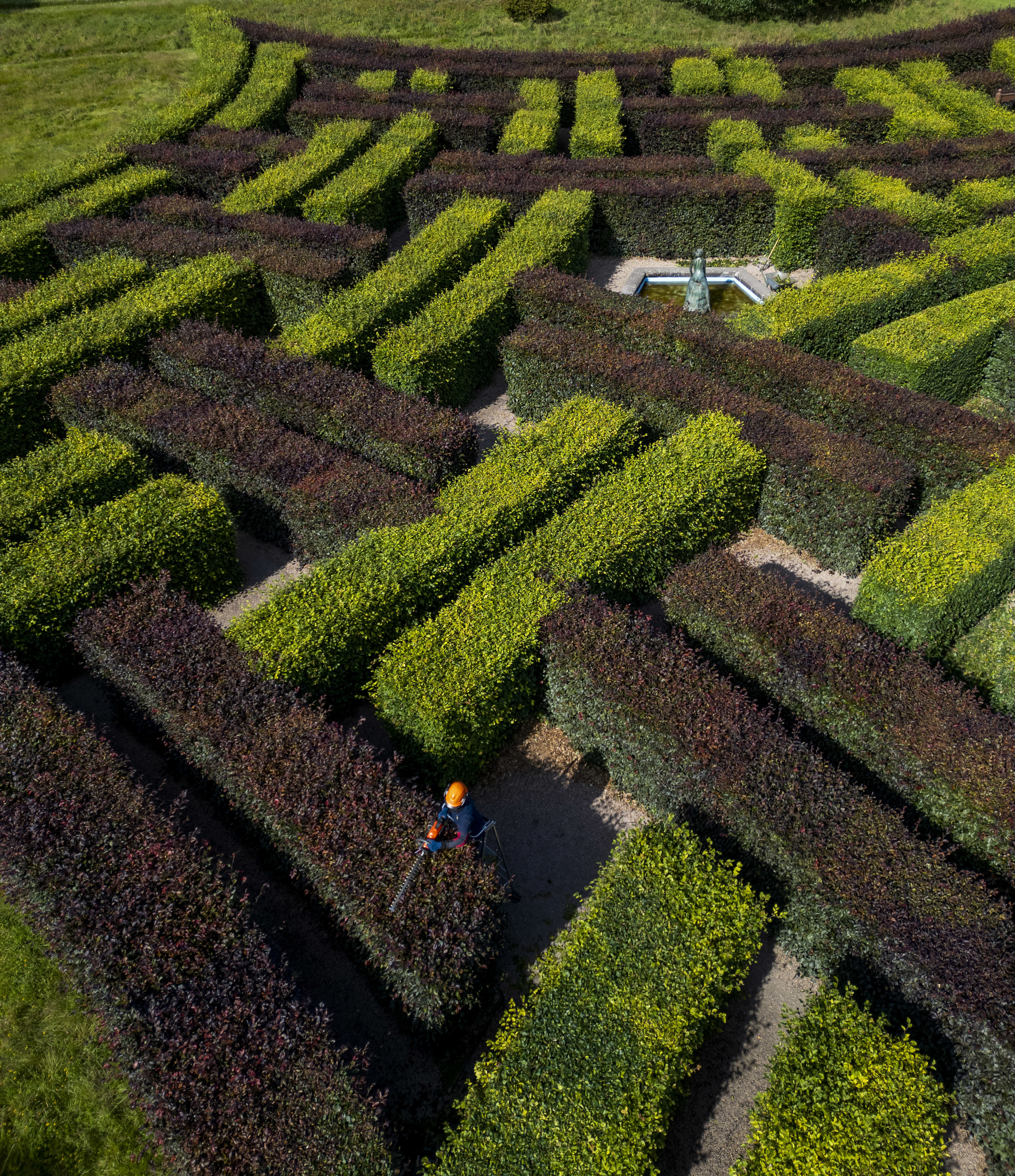 Scone (Funckarma, Kettel) / Maze Staycation. Scotland. Scone
