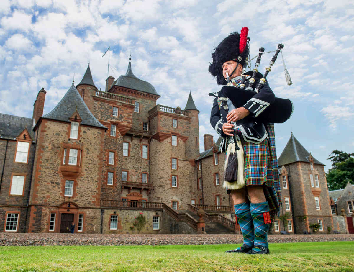 Thirlestane Castle Elopement Package 4