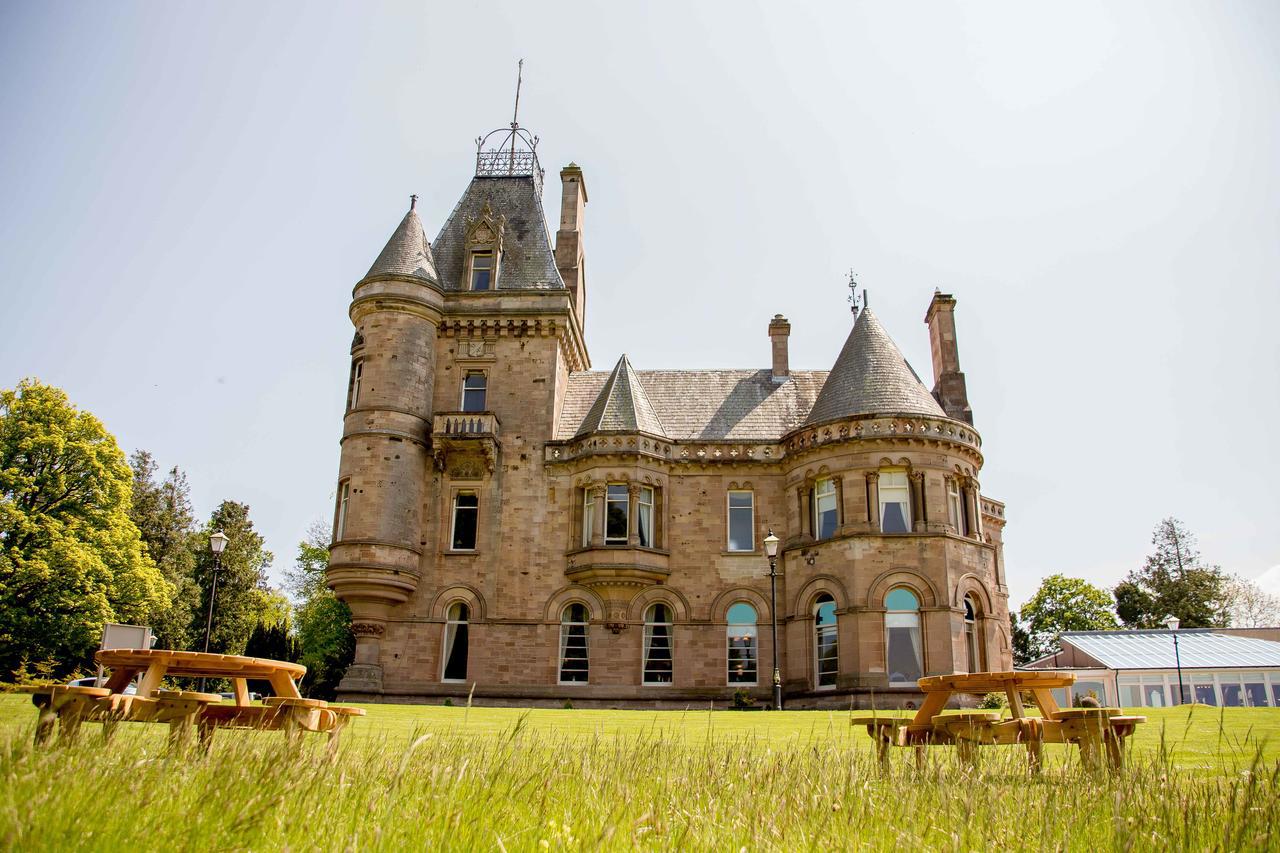 Cornhill Castle