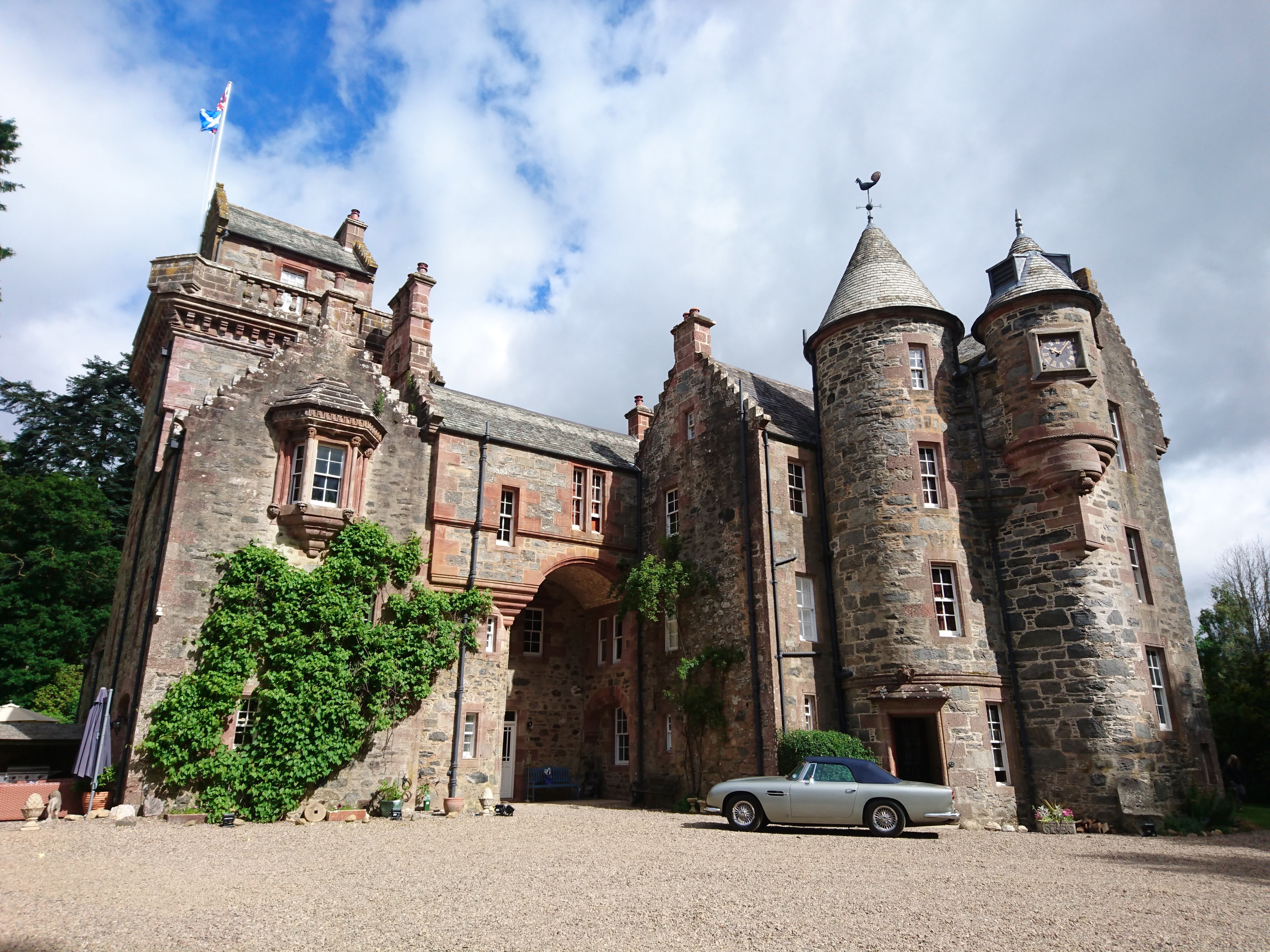 Blackcraig Castle