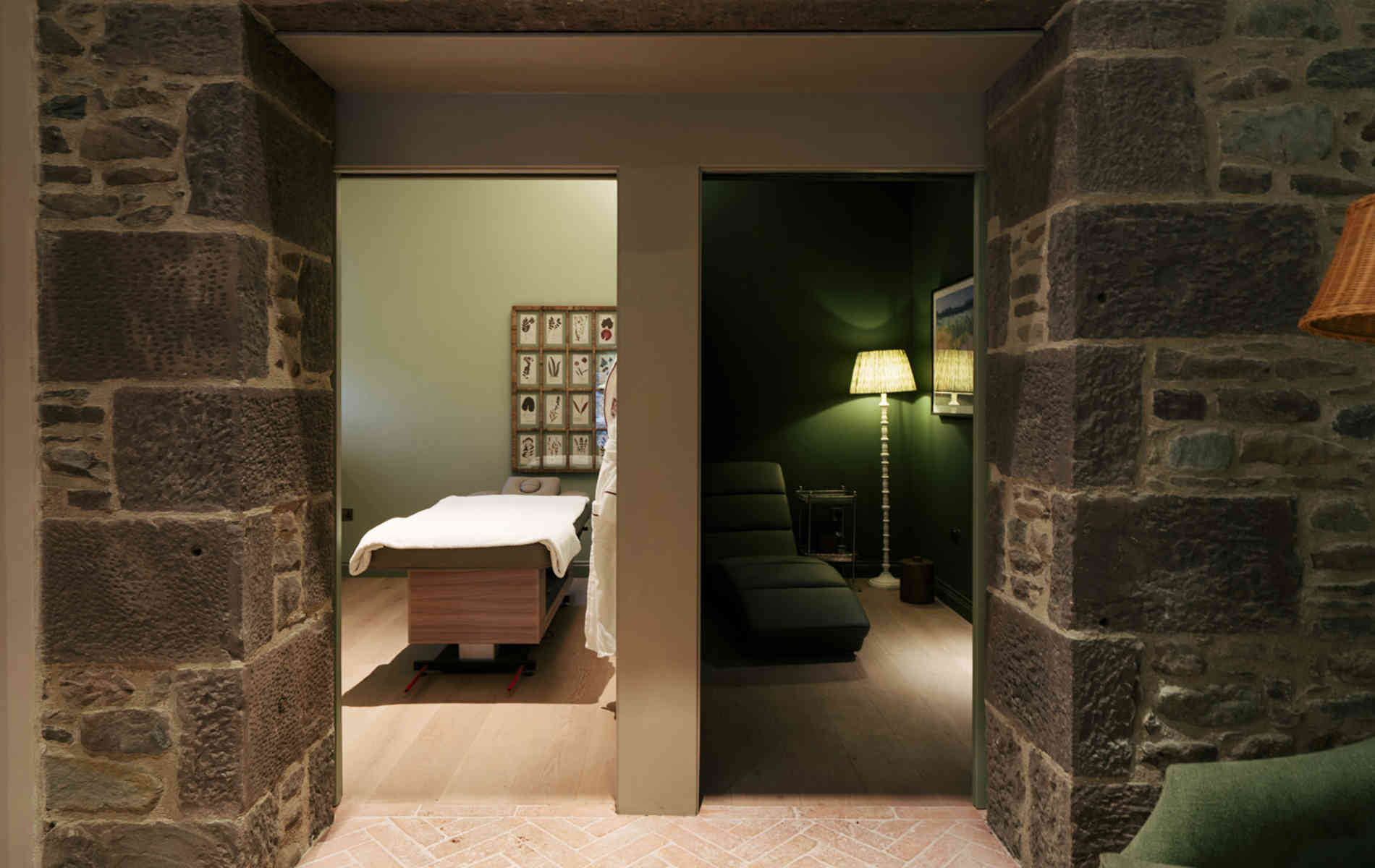 Cromlix Treatment room