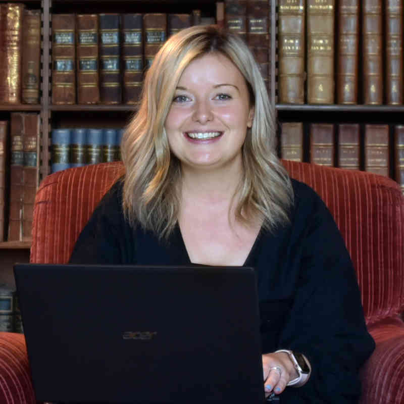 Beth - Celtic Castles Senior Wedding Specialist