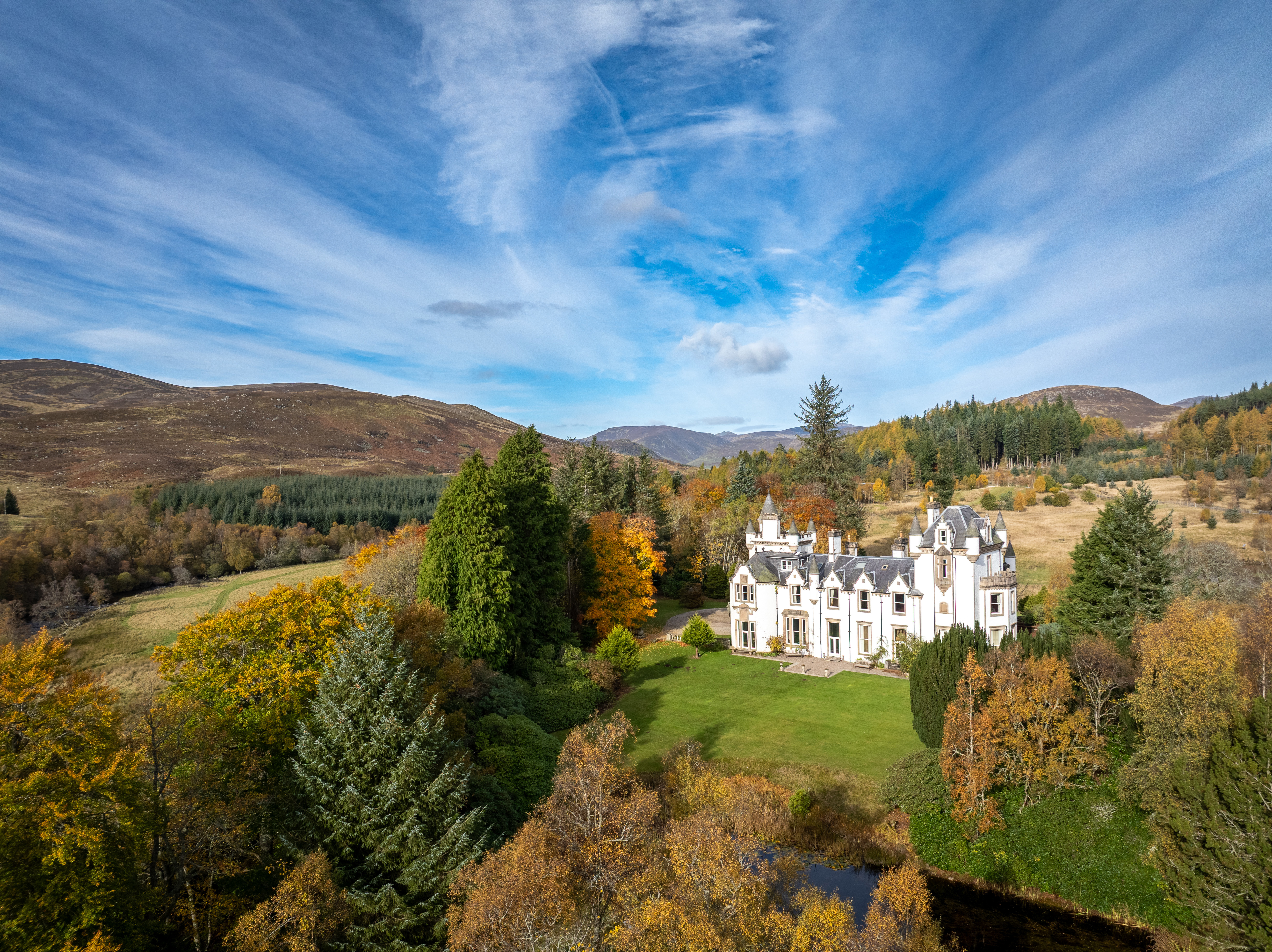 Dalnaglar Castle
