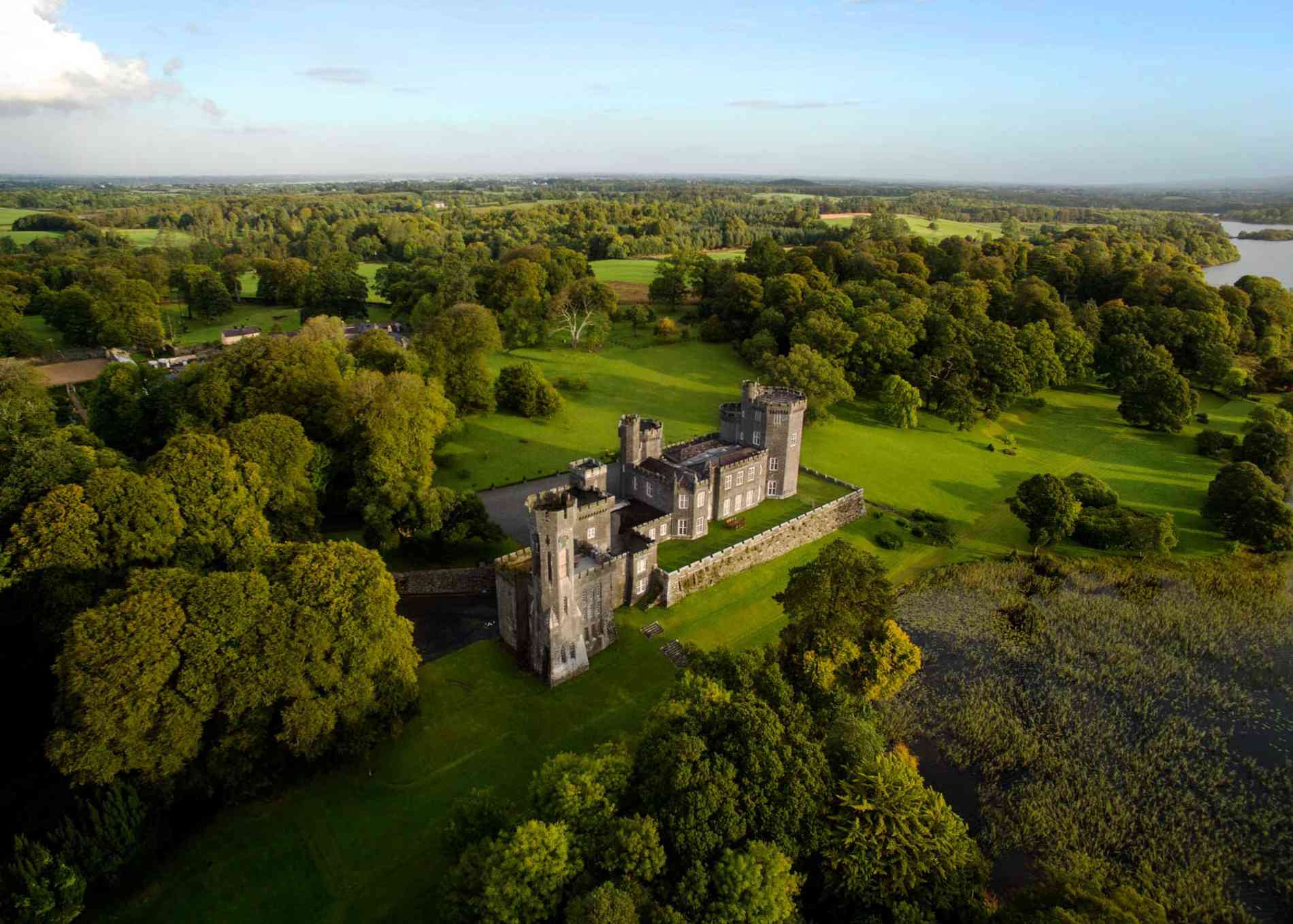 Lough Cutra Castle