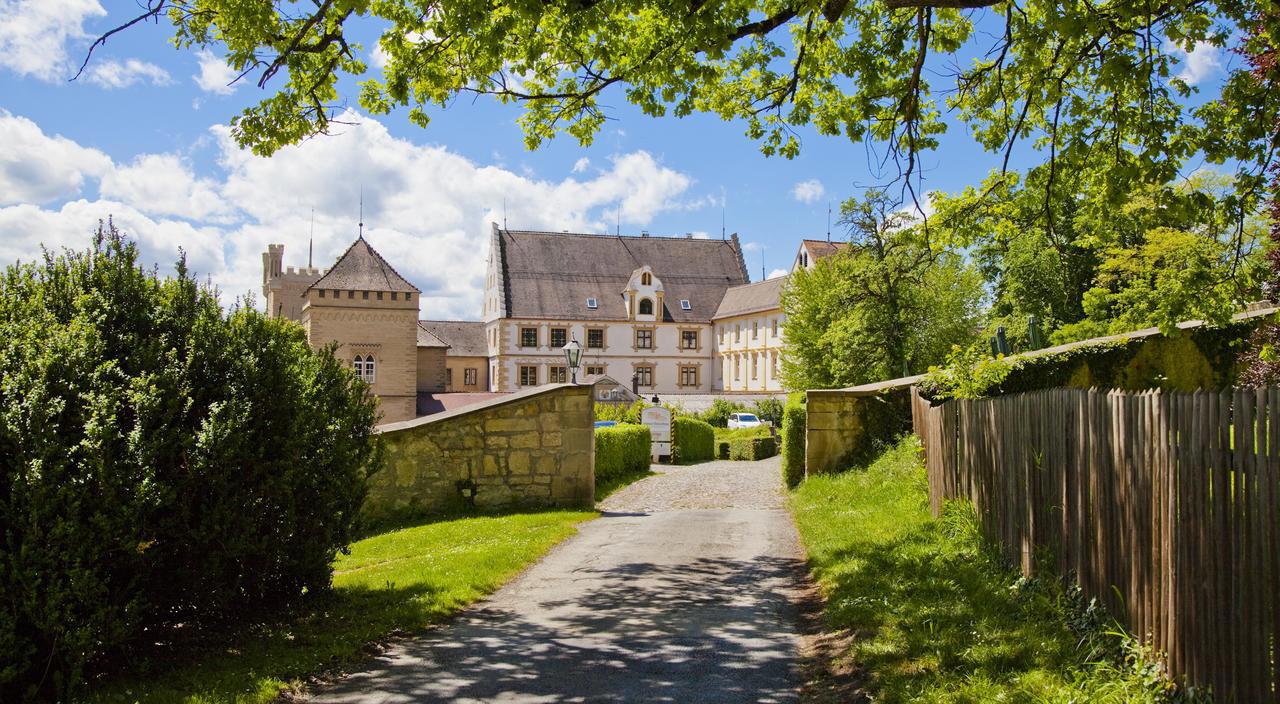 Schloss Weitenburg
