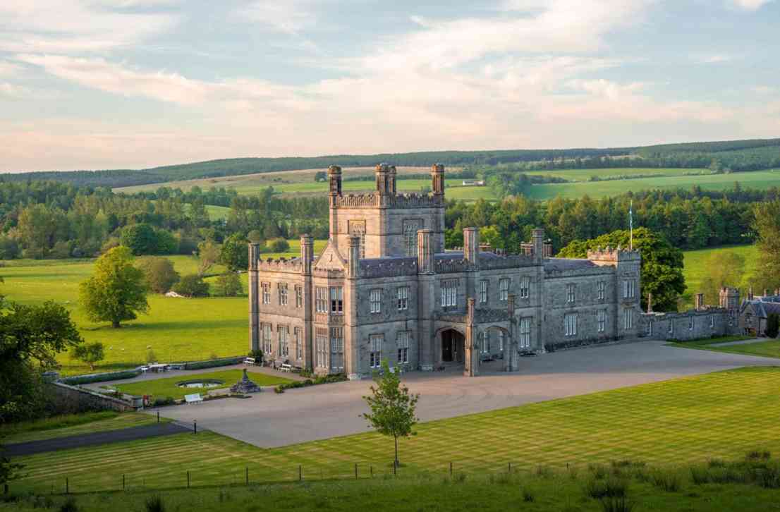 Weekend Wedding Venues - UK and Ireland