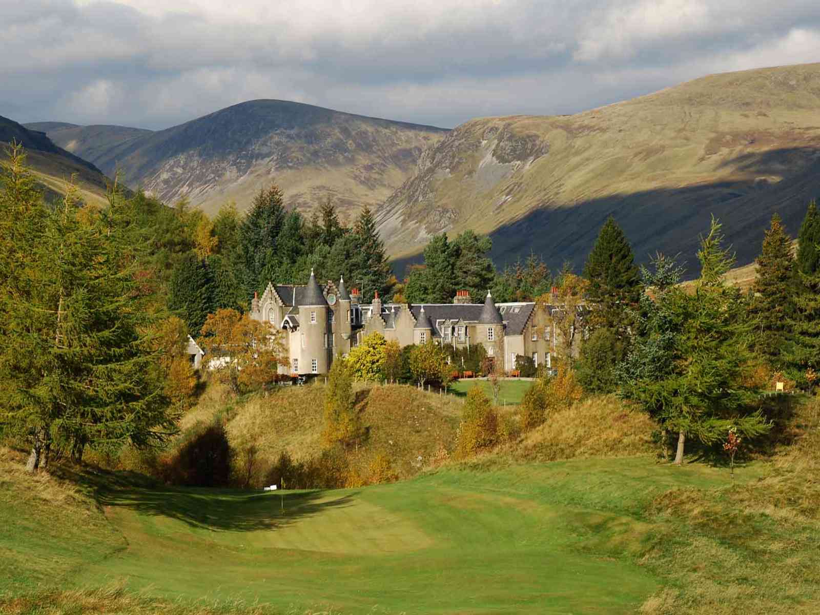 Dalmunzie Castle