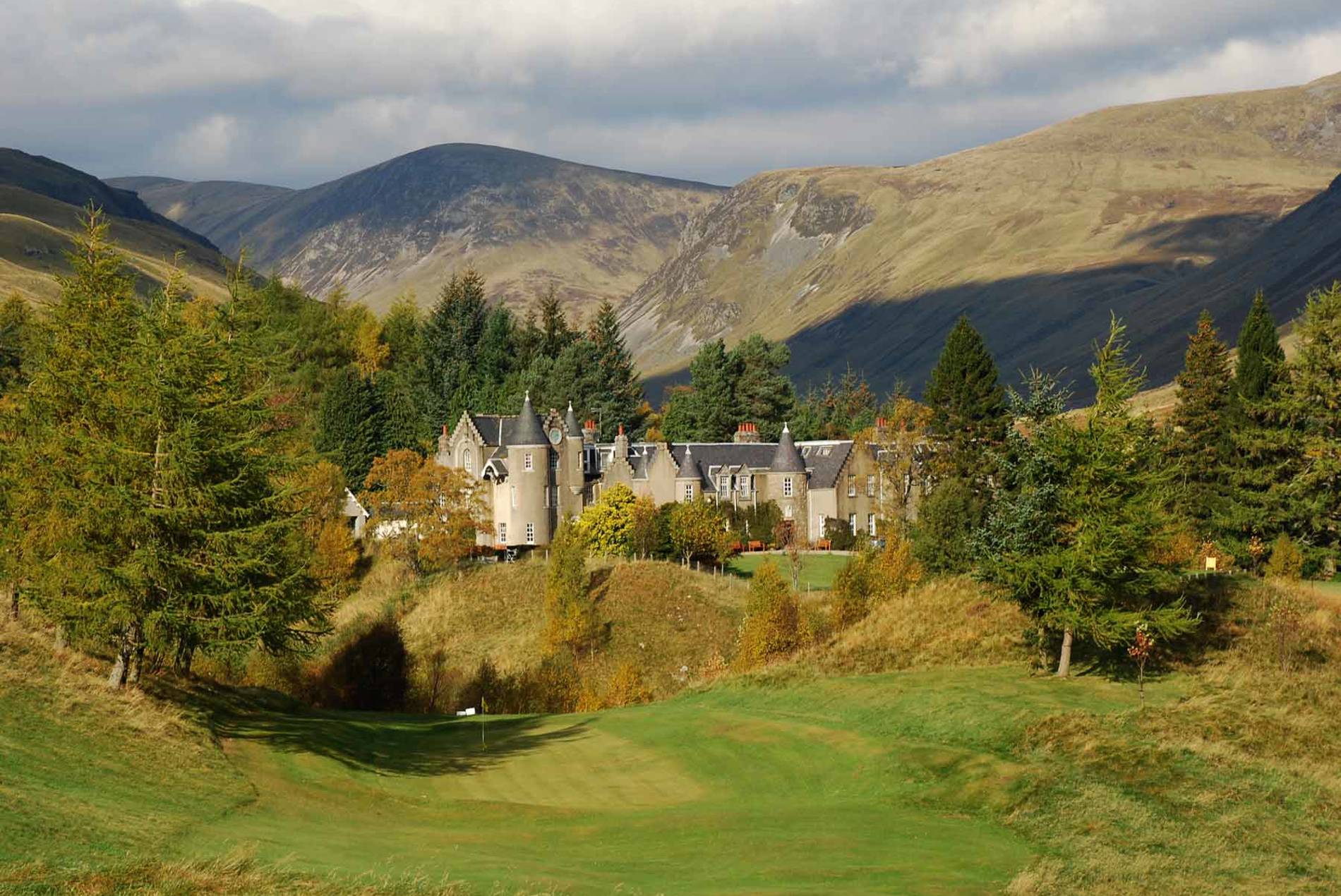 Dalmunzie Castle