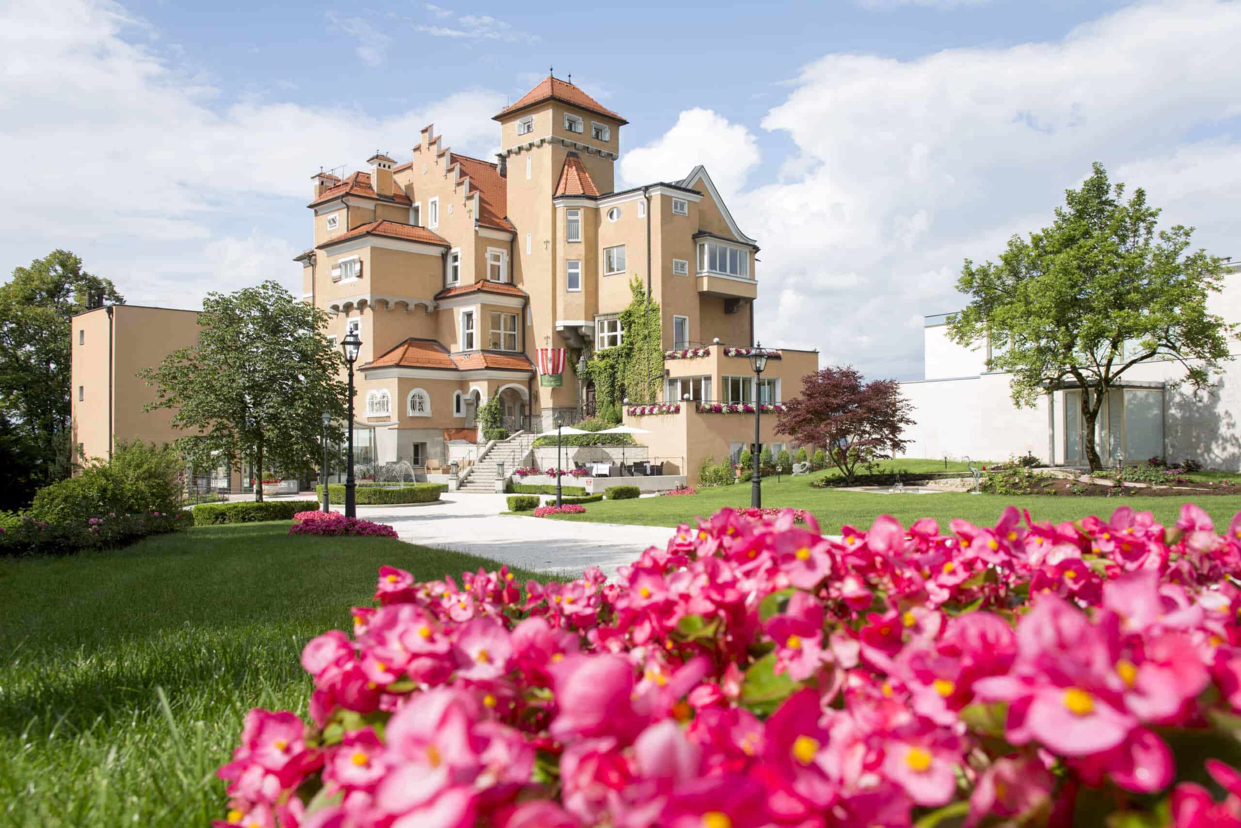 Hotel Schloss Mönchstein